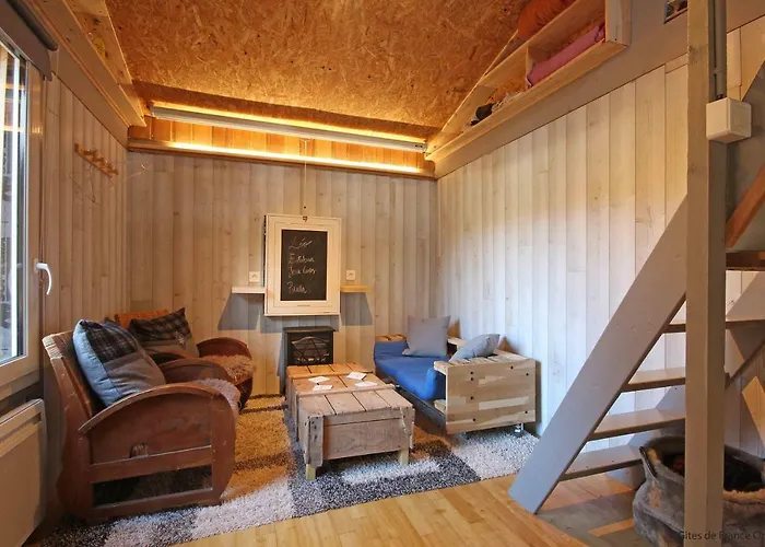 Les Insolites De Coco 4* La Lande-de-Goult